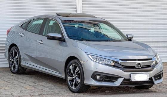 HONDA CIVIC 1.5 16V TURBO GASOLINA TOURING 4P CVT